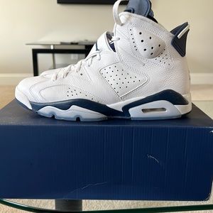 Jordan 6 Midnight Navy/White